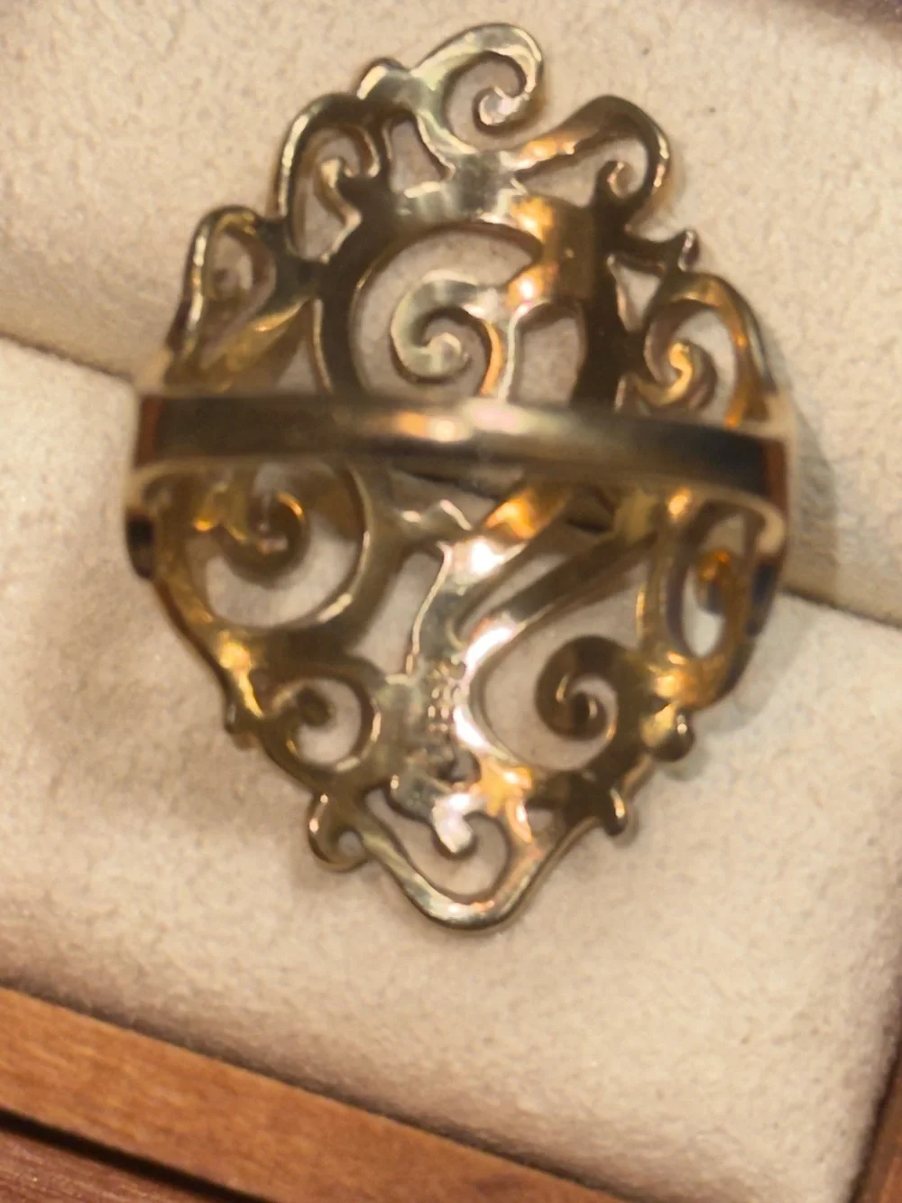 James Avery Sorrento  Long 14k Gold Swirl Filigree Ring Sz.8